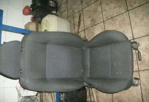 Jak bez stresu zdemontować fotel kierowcy w Ford Mondeo MK3 krok po kroku