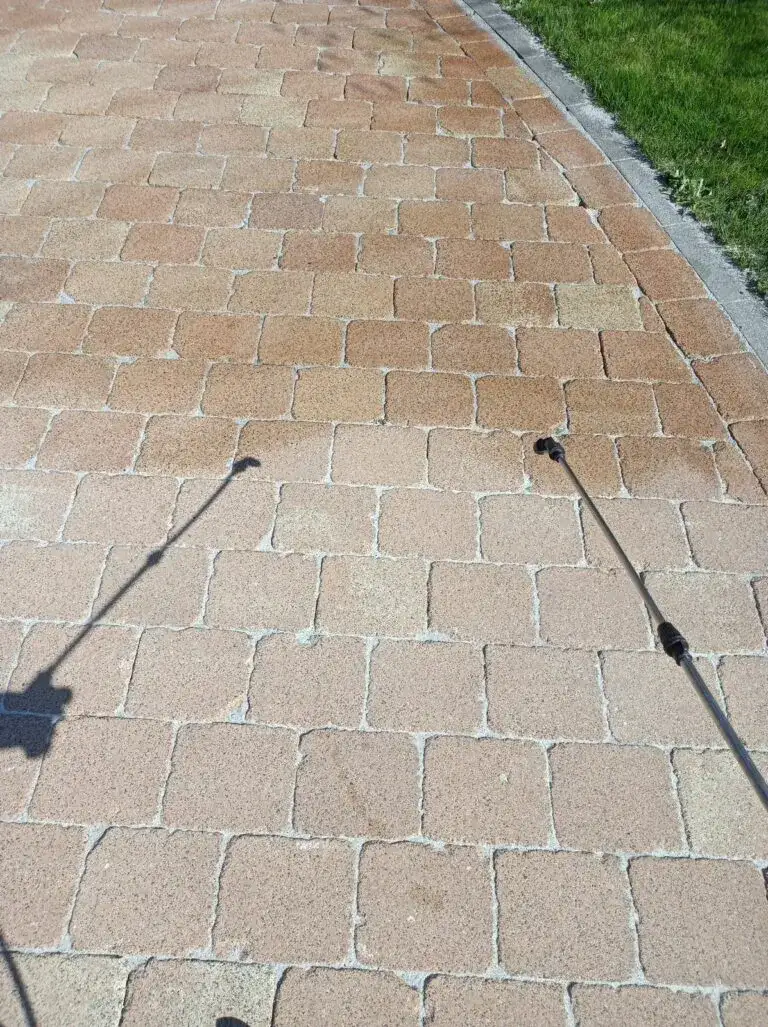 Impregnacja kostki brukowej – czy warto inwestować w ochronę?