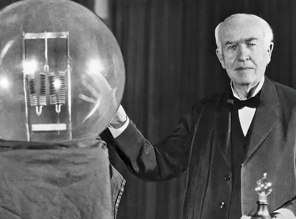 Kto wynalazł żarówkę elektryczną? Prawda o Edisonie i Swanie