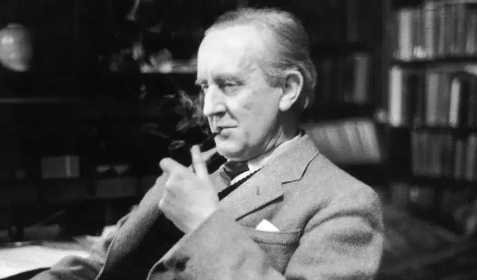 J.R.R. Tolkien - poznaj fascynującą historię autora książki Władca Pierścieni