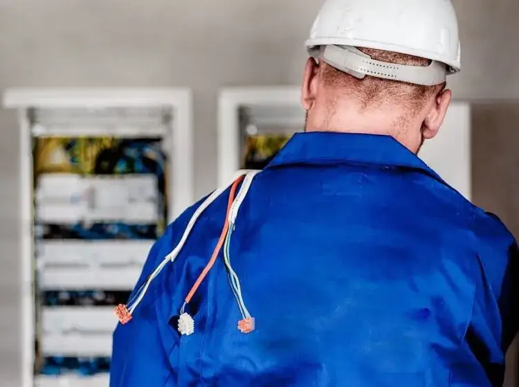 Czy można podłączyć uziemienie do neutralnego? Zobacz niebezpieczeństwa