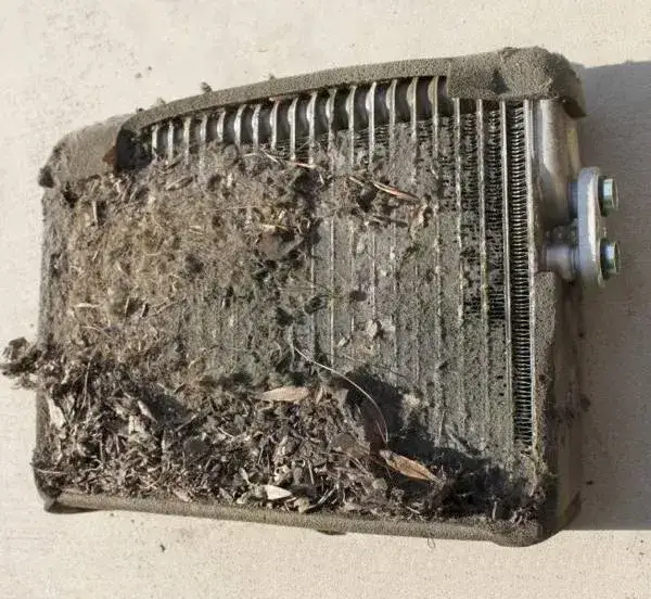 Objawy uszkodzonego parownika klimatyzacji - jak je rozpoznać?