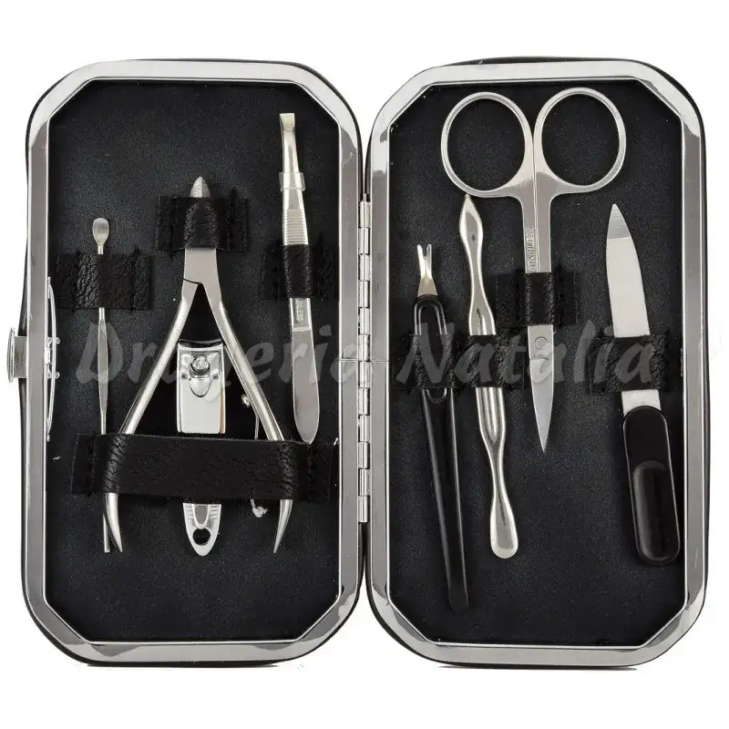 Zestaw do manicure: co do czego służy i jak uniknąć błędów w pielęgnacji paznokci