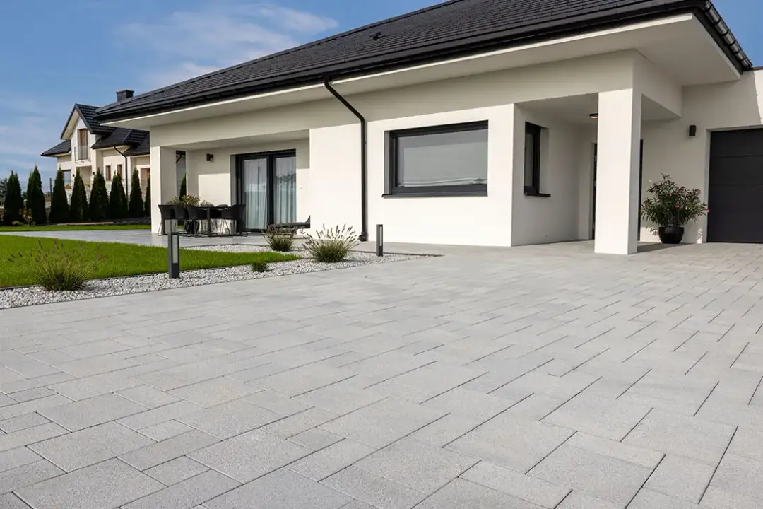 Jak układać kostkę brukową Visio – uniknij najczęstszych błędów