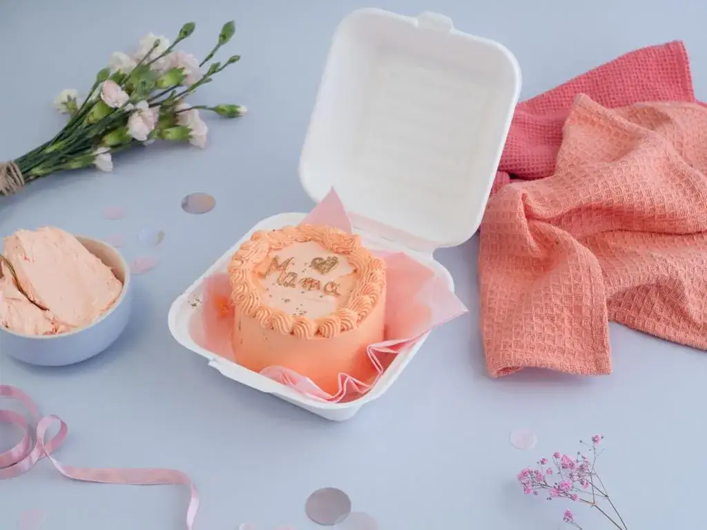 Tort bento co to? Poznaj zalety i cechy tego wyjątkowego ciasta