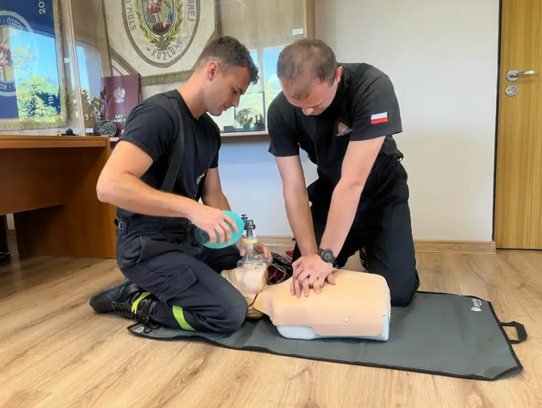 Egzamin pierwszej pomocy: Wymagania, przebieg i przygotowanie