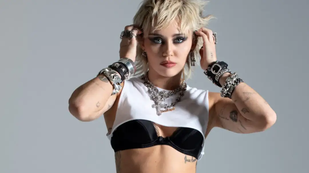 Miley Cyrus wiek – jak zdobyła sławę i kiedy się urodziła?