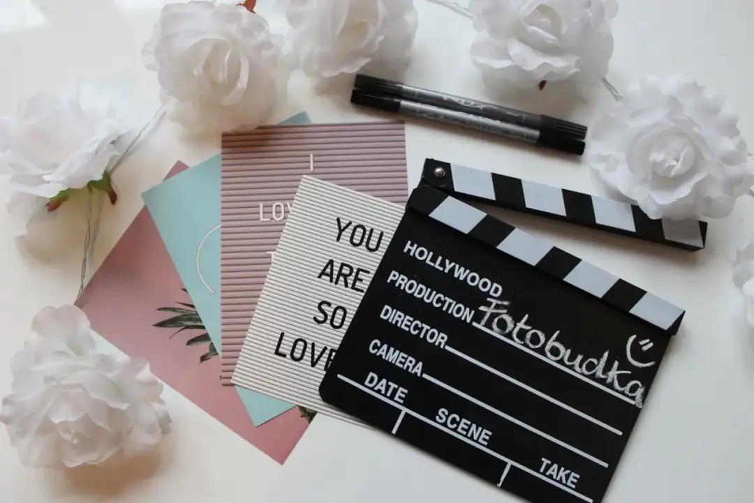 Ile kosztuje fotobudka na wesele? Sprawdź ceny i uniknij ukrytych kosztów!