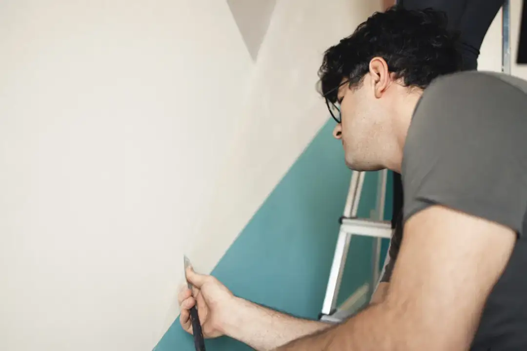 Jak przygotować powierzchnię do malowania hydrodynamicznego?