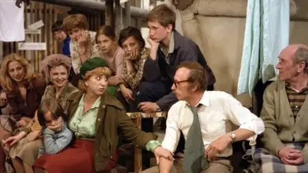 Alternatywy 4: klasyk polskiej komedii w nowym wydaniu