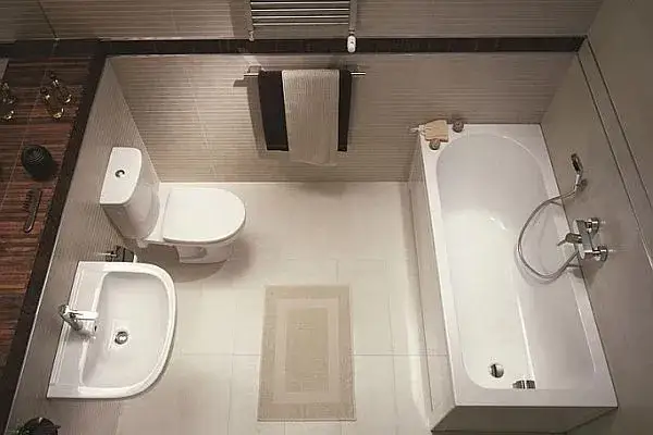 Jak urządzić małą łazienkę z wanną: 12 sprawdzonych rozwiązań i wskazówek