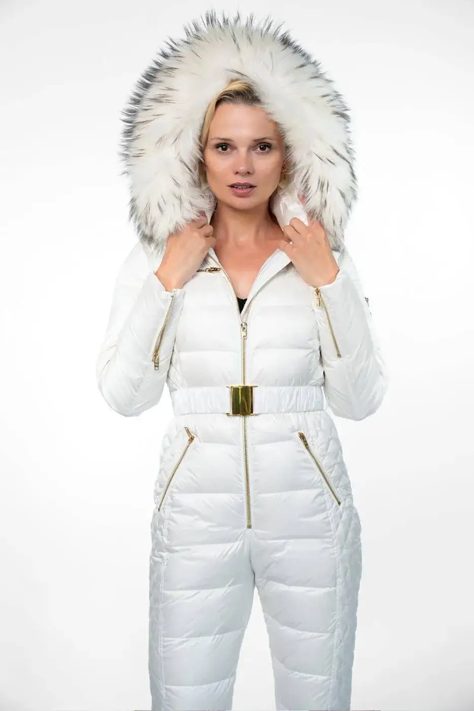 Jak wybrać idealny kombinezon na narty? Porównanie modeli i praktyczne porady