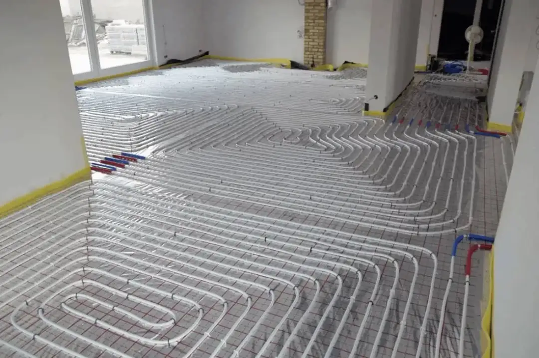 Jaka średnica rur do ogrzewania podłogowego? Uniknij kosztownych błędów