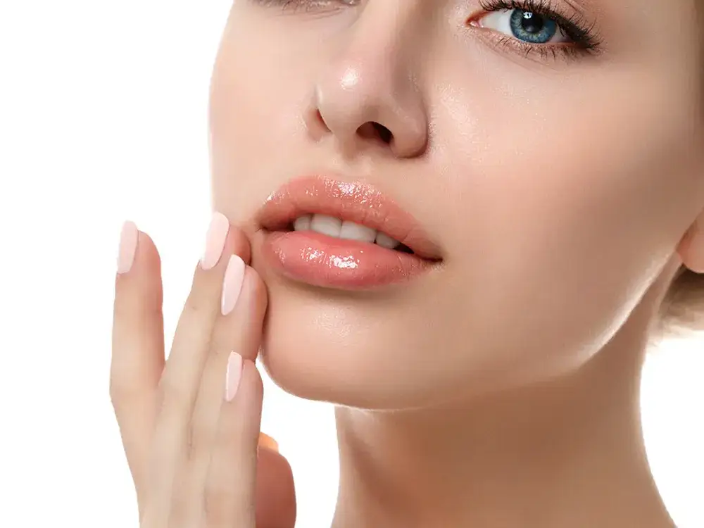 Kiedy można się malować po powiększaniu ust? Uniknij podrażnień i infekcji