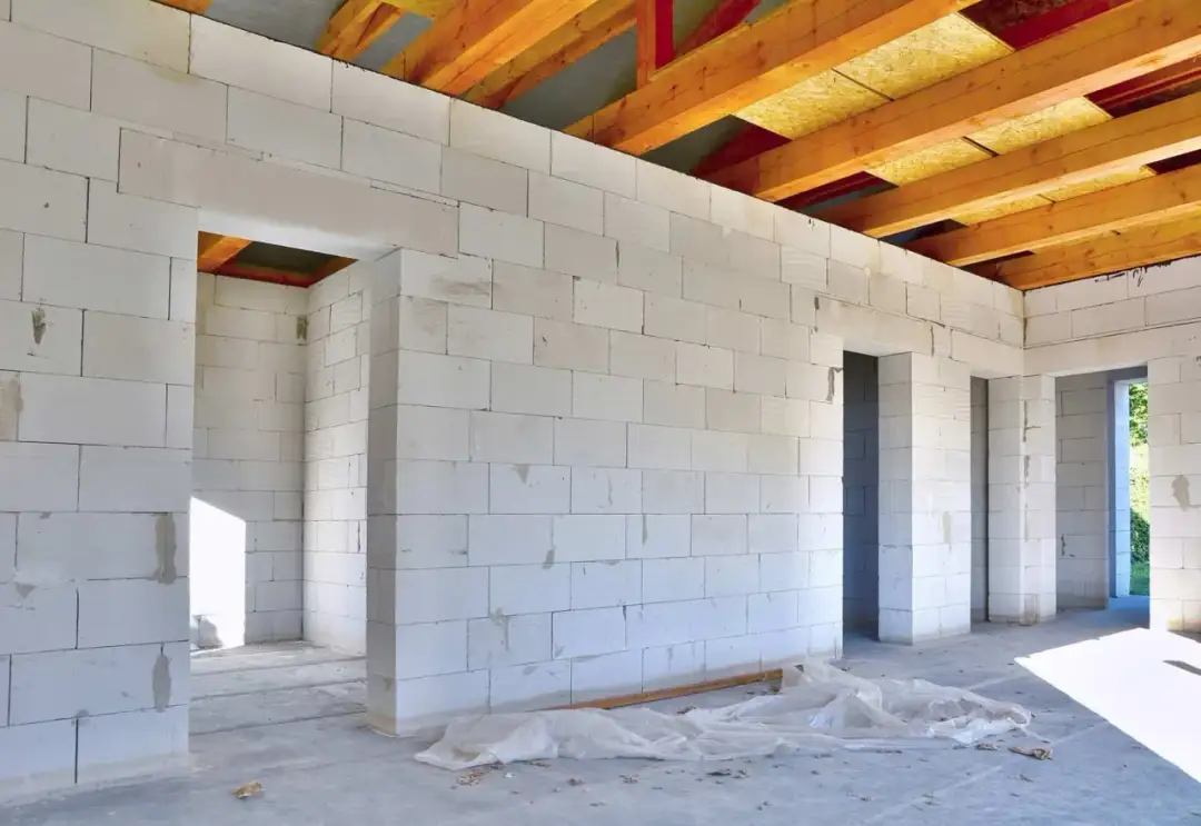 Dom z gazobetonu: zalety i wady, które musisz poznać