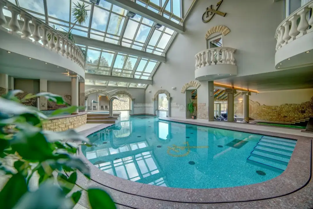 Najlepsze hotele na Śląsku z basenem – gdzie warto się zatrzymać?