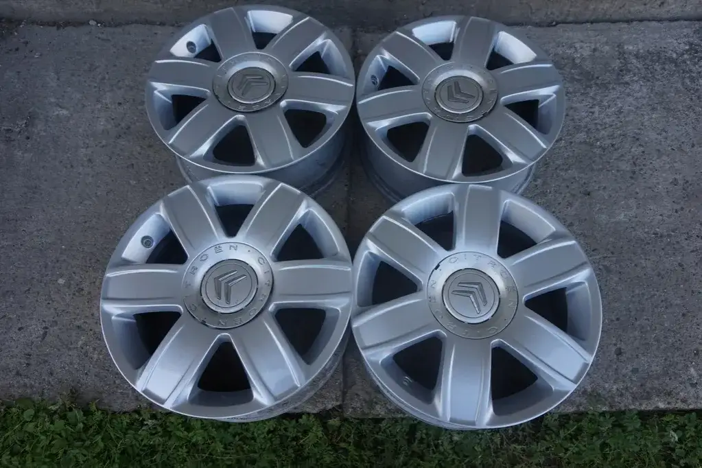 Idealne felgi do Berlingo: Jak nie popełnić błędu przy wyborze kół