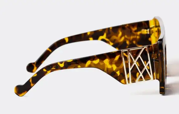 Rogowe oprawki co to znaczy? Odkryj ich unikalne cechy i zalety