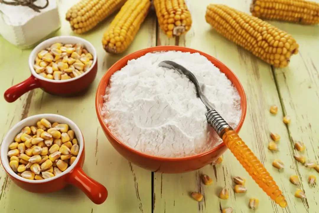 Mąka kukurydziana - odkryj jej zastosowania w kuchni i zdrowiu