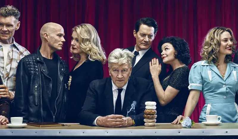 Miasteczko Twin Peaks 3 sezon: Tajemnice, powroty i surrealizm