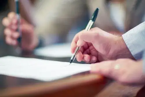 Jak wygląda mandat karny? Sprawdź, co musisz wiedzieć!