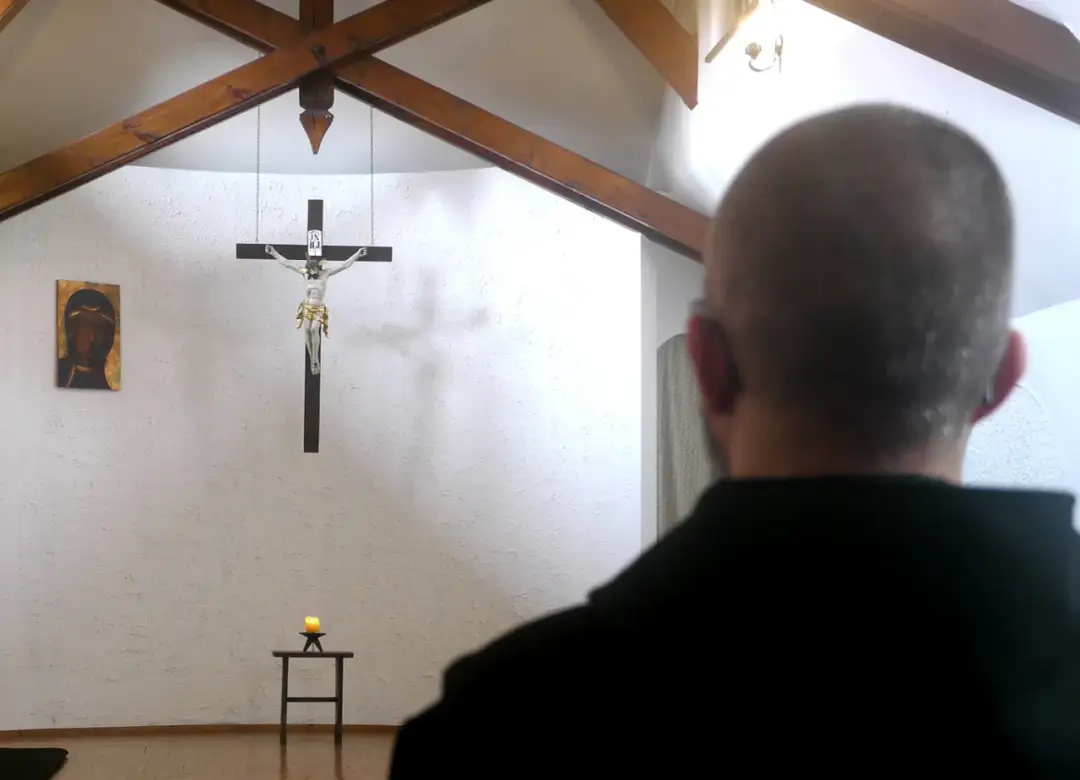 Na czym polega modlitwa jezusowa i jak może zmienić twoje życie