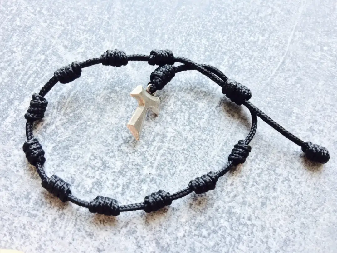 Z czego zrobić różaniec? Najlepsze materiały i pomysły na DIY