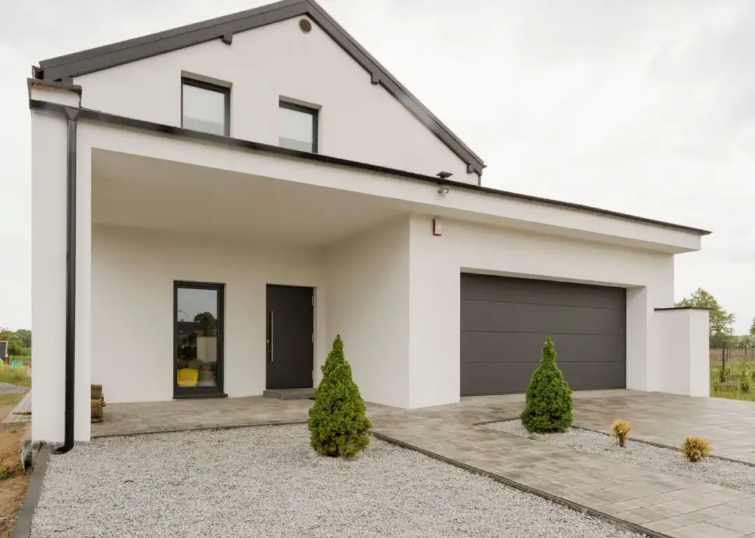 Jak tanio zrobić podjazd – tanie metody, materiały i oszczędne porady