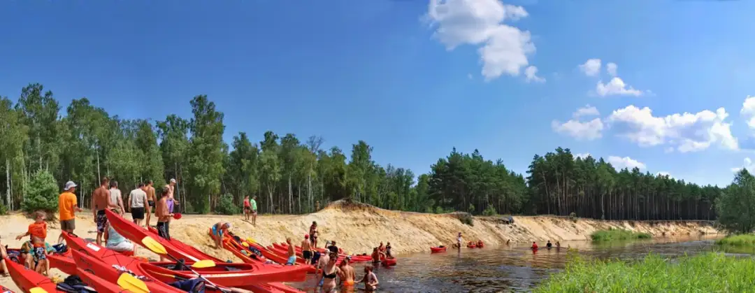 Spływ kajakowy Zawady – najpiękniejsze trasy i wynajem kajaków