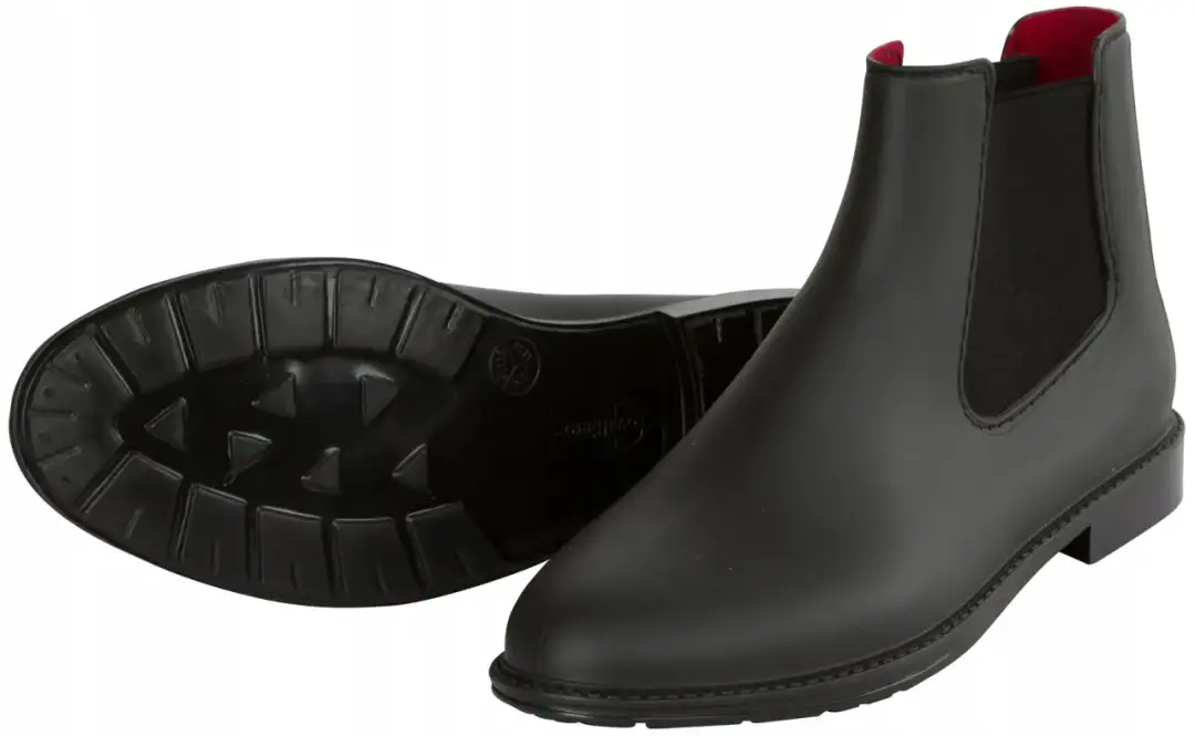 Sztyblety jeździeckie – jak wybrać idealne buty do jazdy konnej?