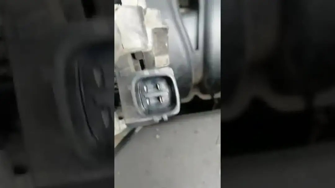 Jak wyjąć alternator w Avensis T25 – prosty poradnik krok po kroku bez błędów