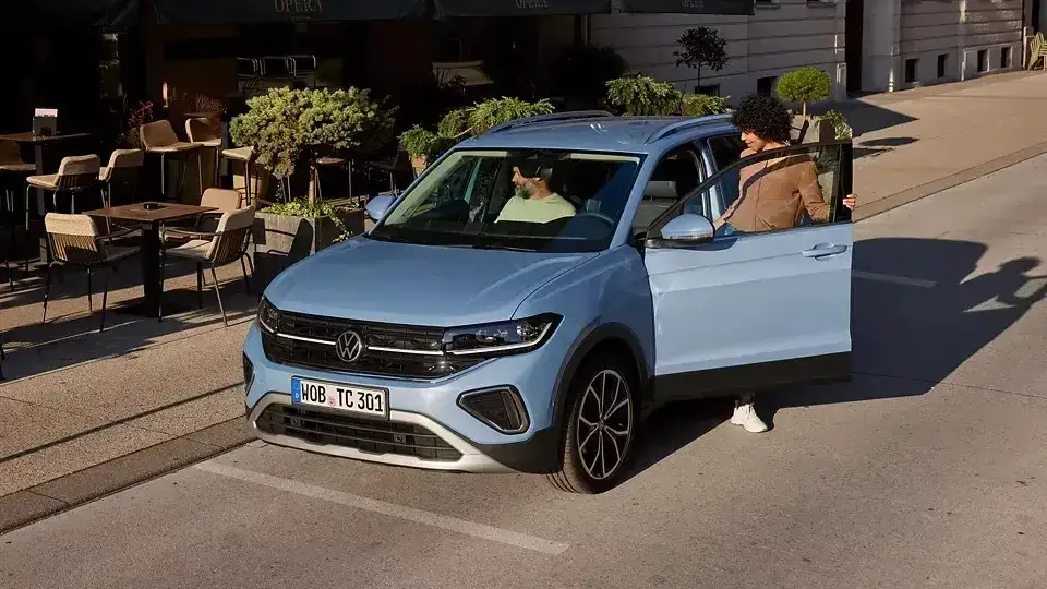 Kiedy VW T-Cross pojawi się w salonach: sprawdzamy aktualne terminy dostaw