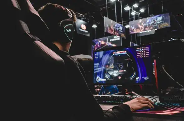 Czy kariera w e-sport to sposób na życie? Analiza zarobków