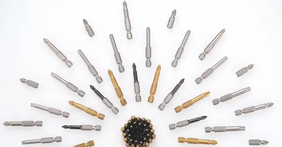 Jaki bit do wkrętów do drewna – wybierz najlepszy i uniknij problemów