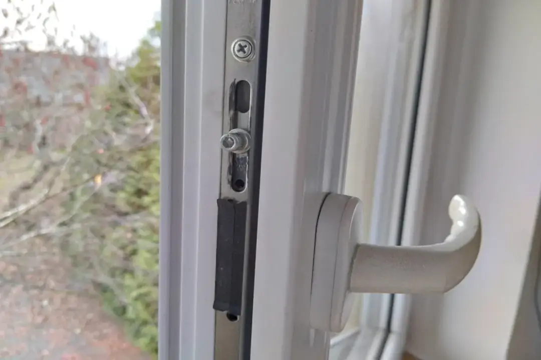 Jak zmienić okno na zimowe: 6 kroków do ciepłego domu