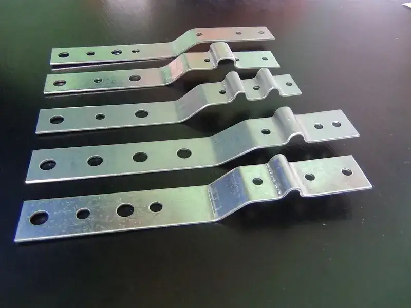 Najlepsi producenci kotew w Polsce: wybór, zastosowania i cechy produktów