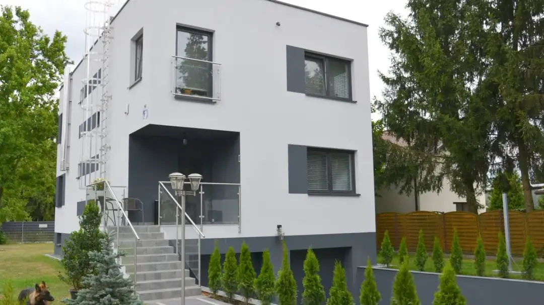 Jak tanio wykonać elewację: 8 skutecznych sposobów na oszczędność