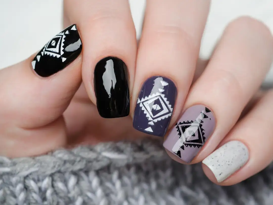 Stemplowanie paznokci - poradnik i inspiracje