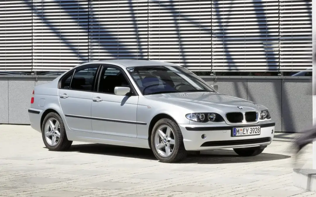 BMW E46 dane techniczne: zaskakujące fakty, które musisz znać!