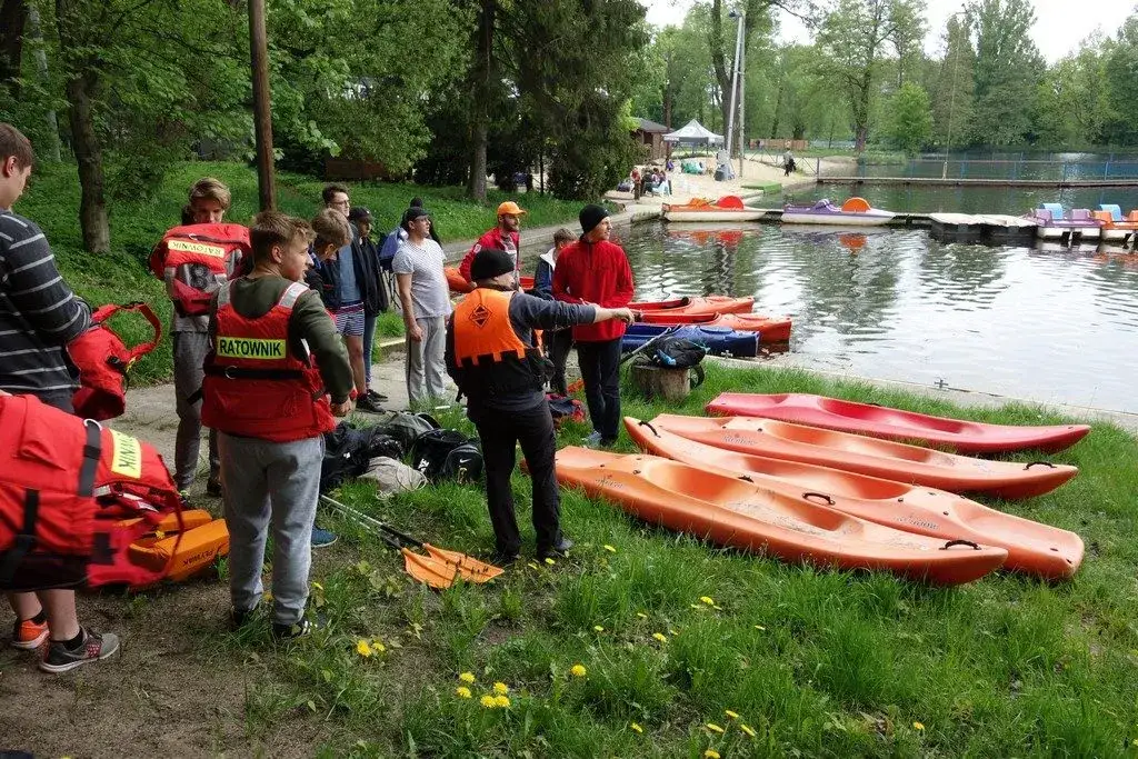 Kurs ratownika wodnego w Łodzi - wszystko co musisz wiedzieć o szkoleniu