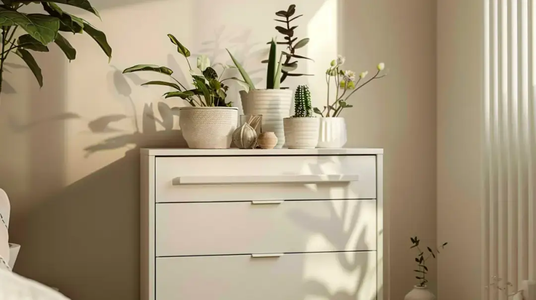 Mała komoda z szufladami – Praktyczne meble: jakie są zalety małych komód?