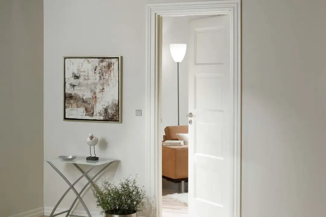 Skandynawskie drzwi wewnętrzne: klucz do stylowego wnętrza