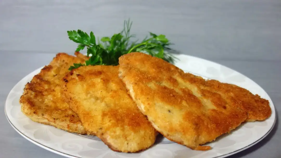 Jak smażyć schabowe na smalcu, aby były idealnie chrupiące?