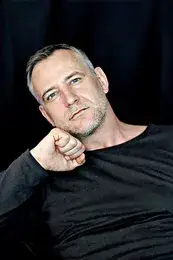 Mariusz Witkowski aktor: Fascynująca biografia i niezapomniane role