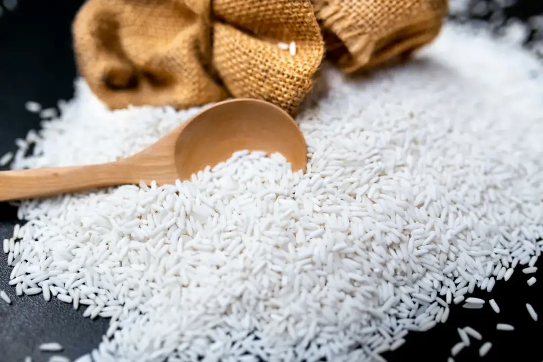Czy mąka ryżowa jest dietetyczna? Właściwości, kalorie i zastosowanie w diecie