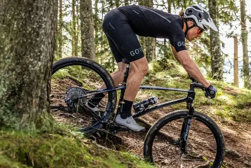 2 godziny na rowerze ile kalorii spalisz? Sprawdź, jak to obliczyć!