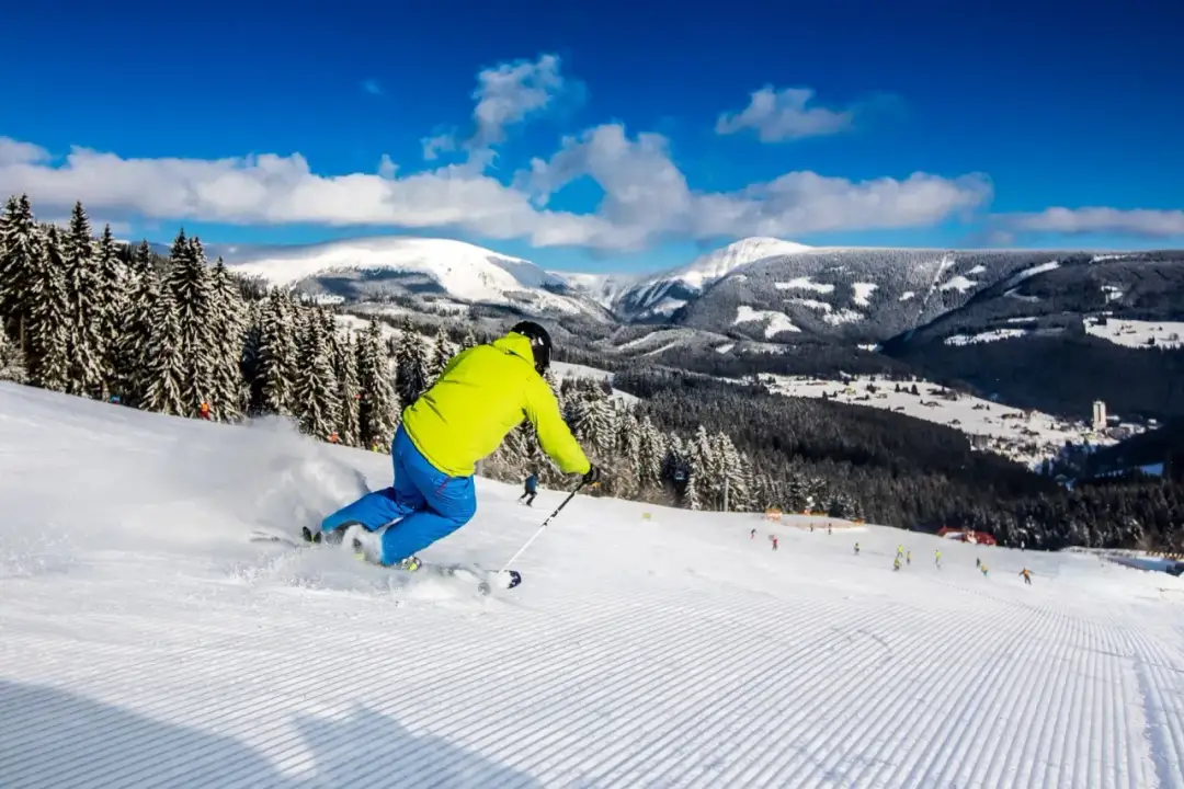 Janskie Łaznie Snowpark - idealne warunki narciarskie dla każdego
