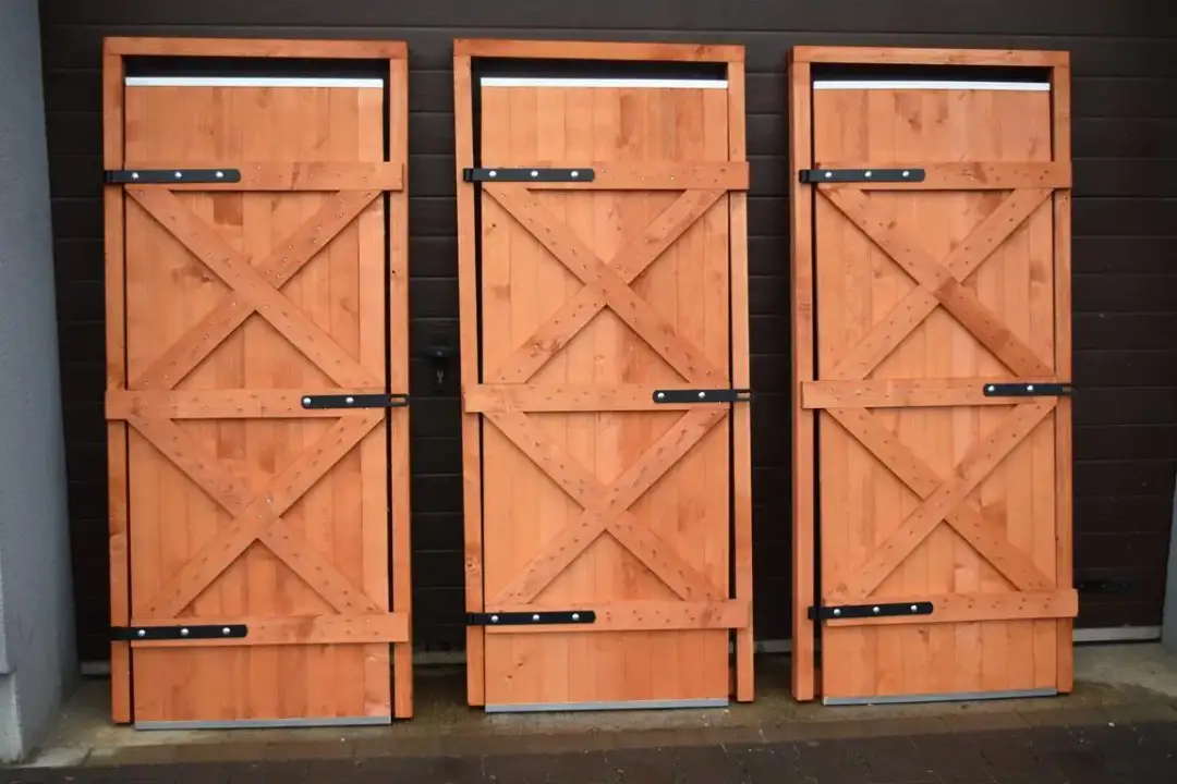 Jakie drzwi piwniczne wybrać: najważniejsze cechy i rodzaje zabezpieczeń