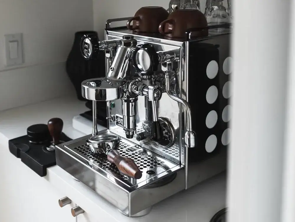 Die besten italienischen Kaffeemaschinen mit Siebträger für perfekten Espresso