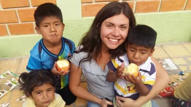 Wolontariat w domu dziecka: codzienne zadania, rola i wymagania